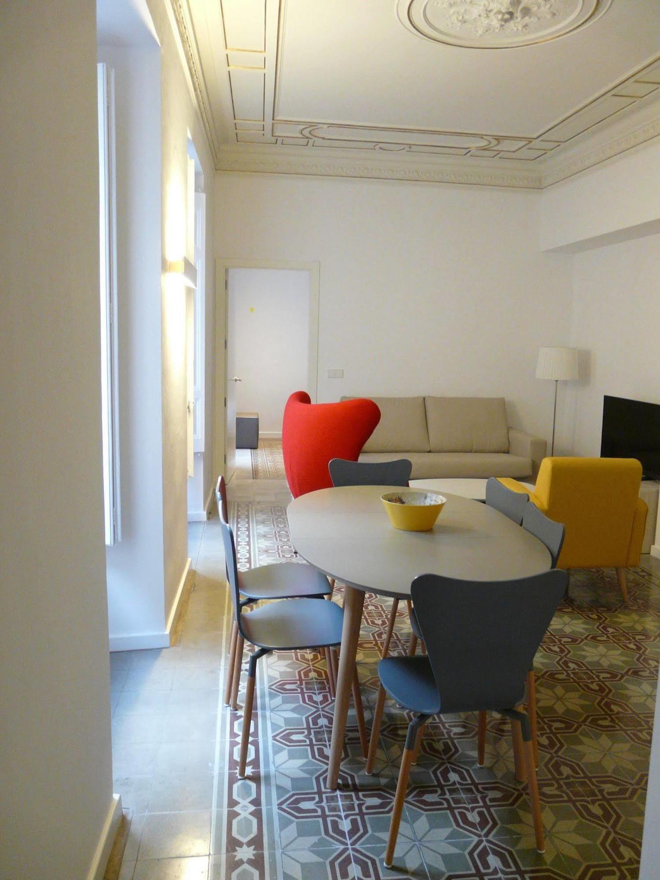 The Museum Apartments Figueras Extérieur photo