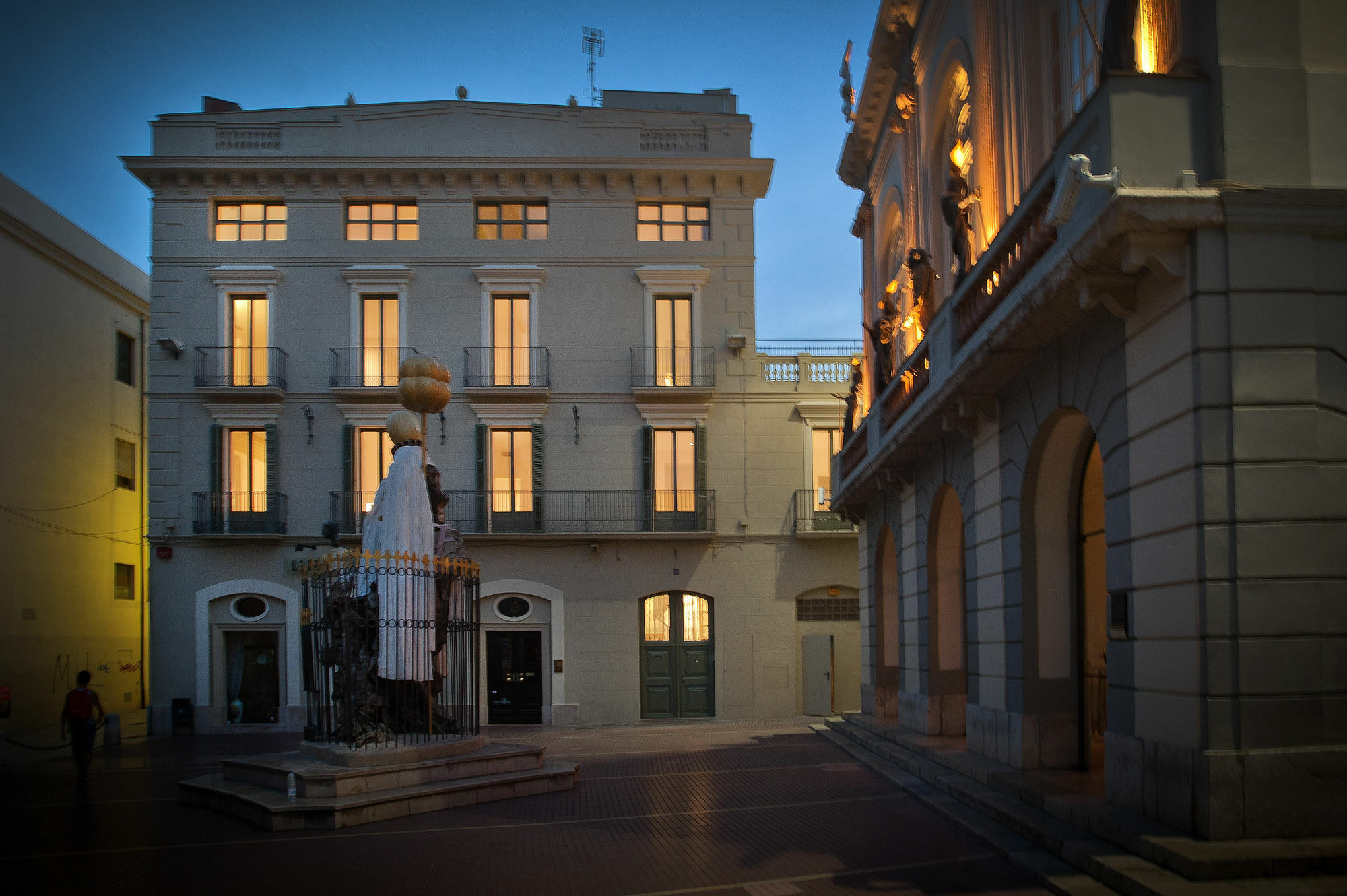 The Museum Apartments Figueras Extérieur photo